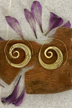 Spiral Brass Earrings/ Bucklace d'oreille Laiton Lotus/ Boho Earrings/ Tribal Jewelry/ Gypsy Hoop Earrings/ Ethnic Earrings/ Lalaboho