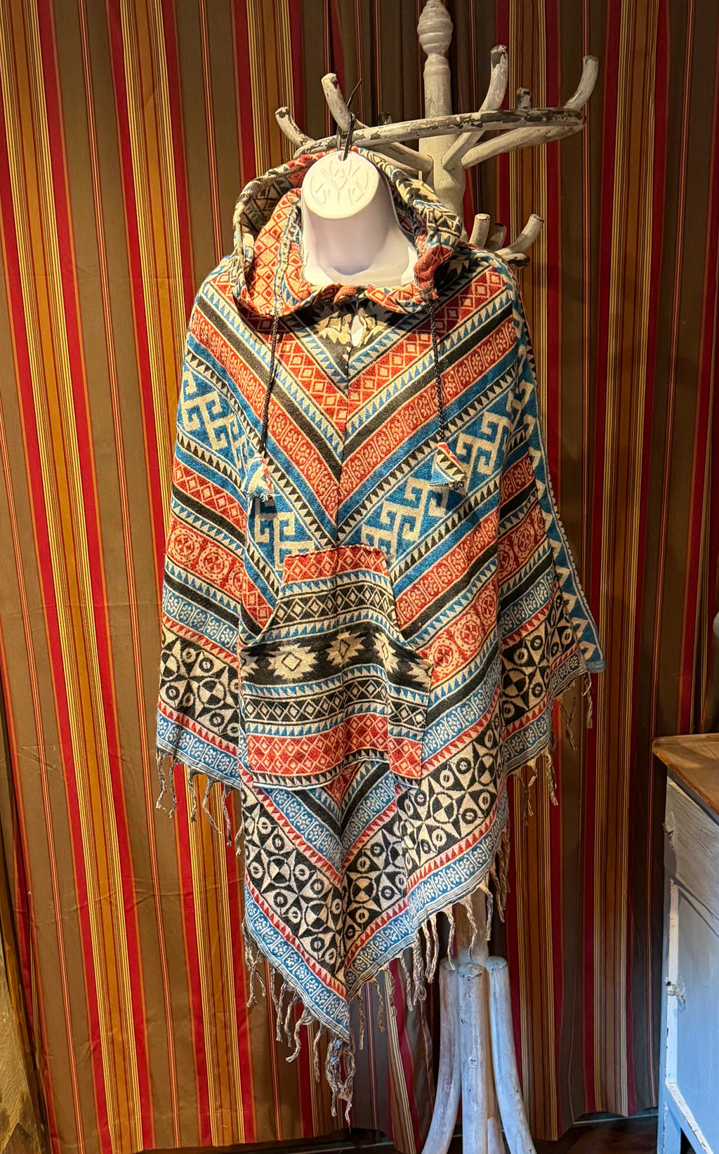 Unisex Patterned Hooded Poncho With Fringe in the front
