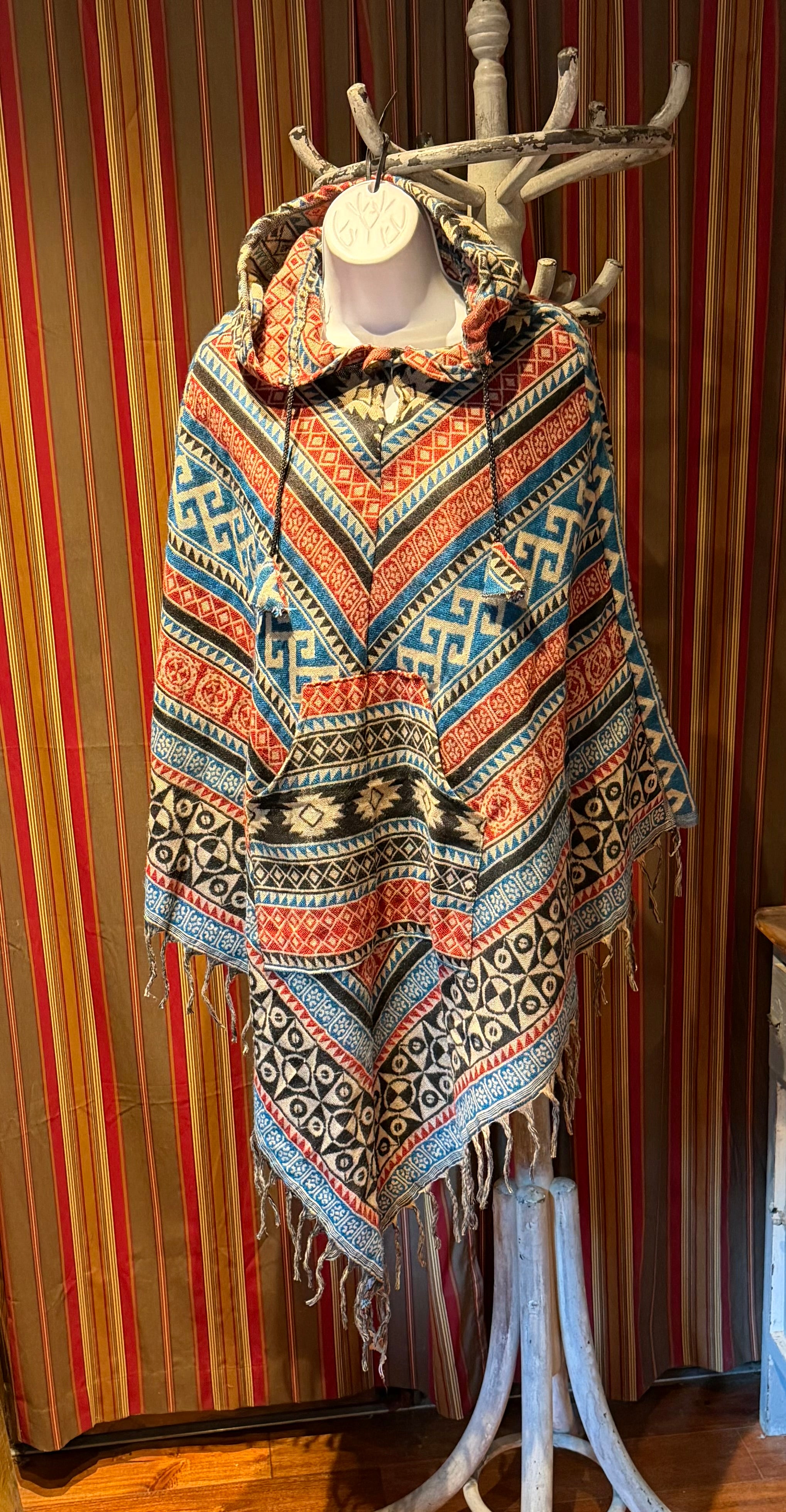 Unisex Patterned Hooded Poncho With Fringe in the front