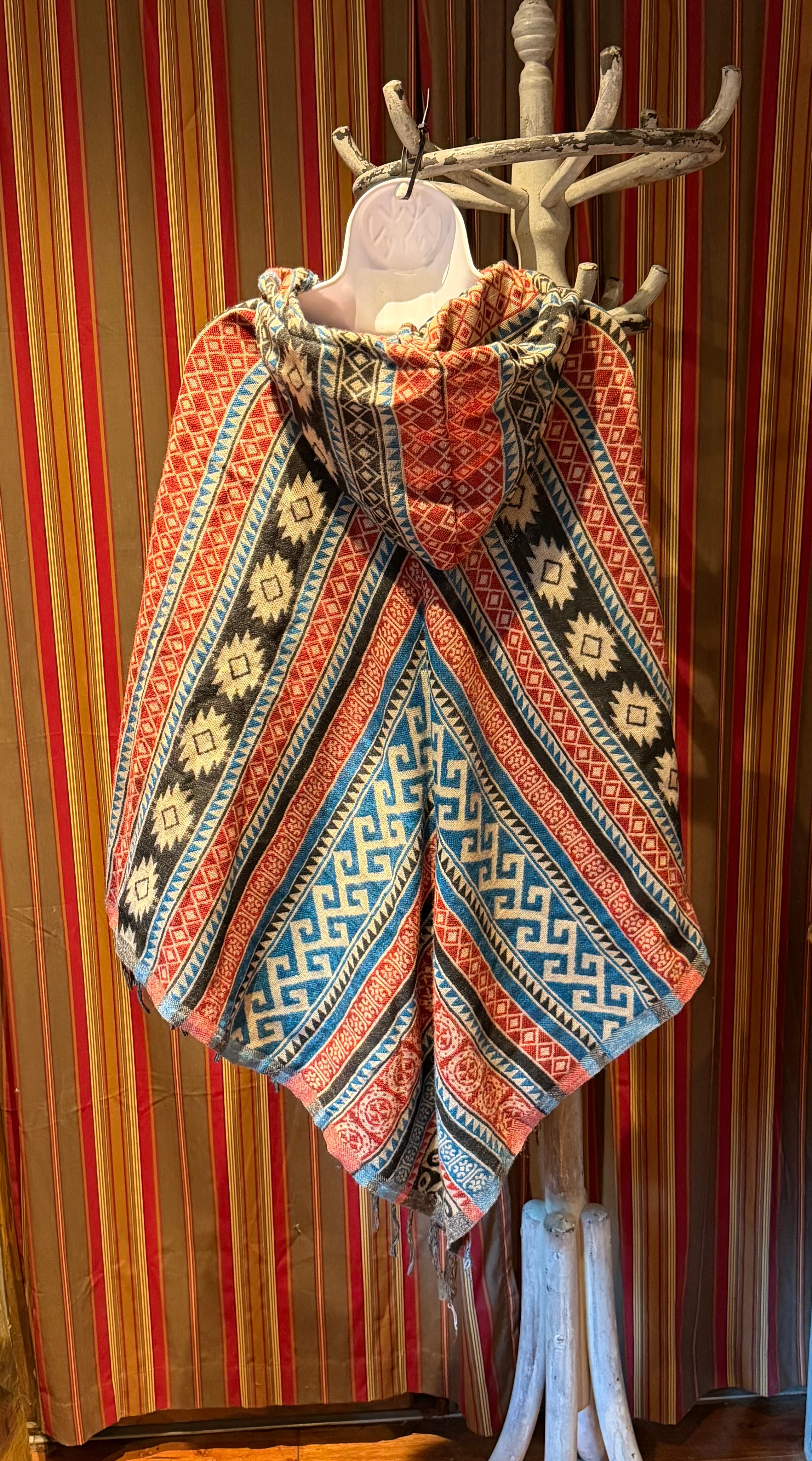 Unisex Patterned Hooded Poncho With Fringe in the front