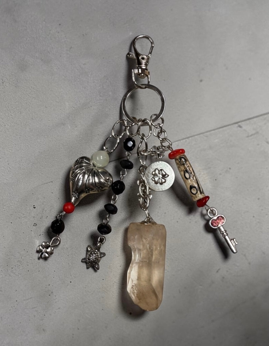 Quartz Crystal and Turtle Bag Charm - Beachy Coastal Keychain - Tropical Travel Purse Keyring - Vintage Jewelry Eclectic Gift for Her