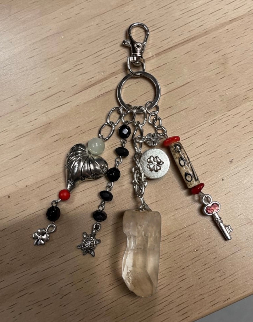 Quartz Crystal and Turtle Bag Charm - Beachy Coastal Keychain - Tropical Travel Purse Keyring - Vintage Jewelry Eclectic Gift for Her